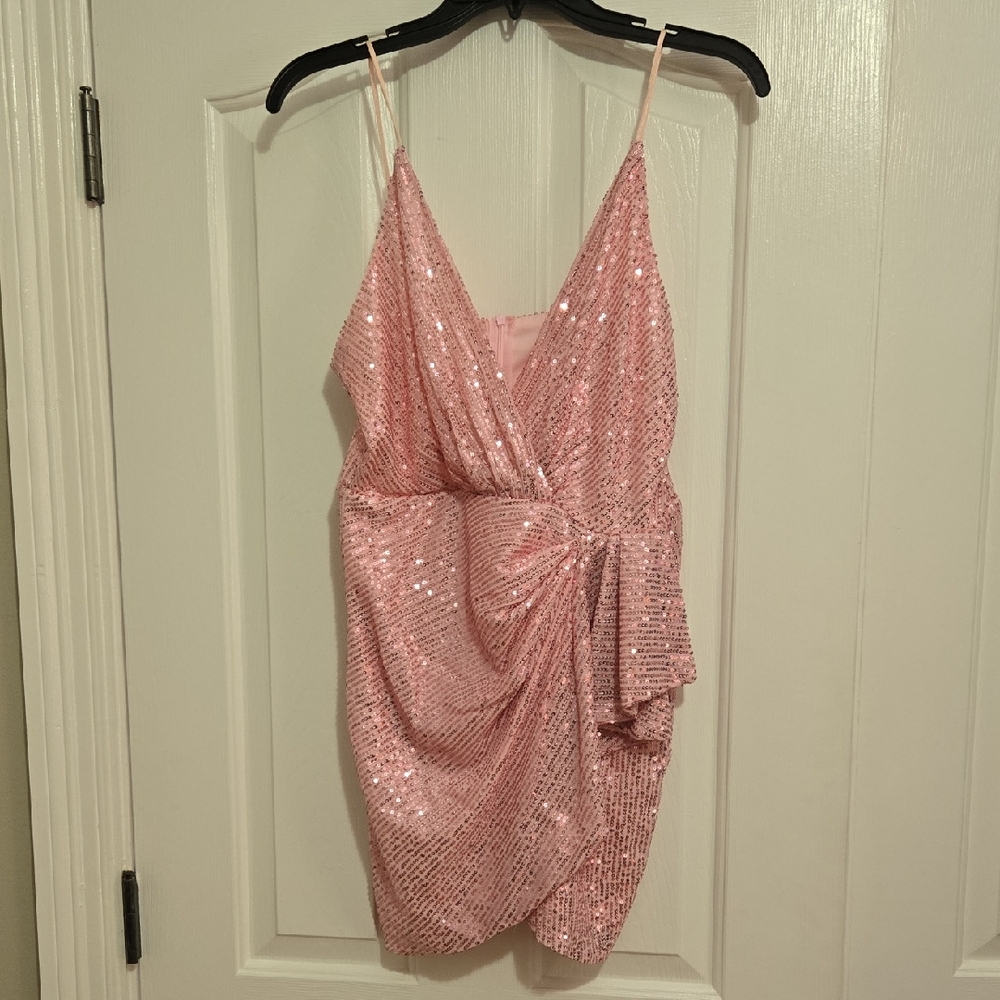 Elegant Pink Sequin Mini Dress